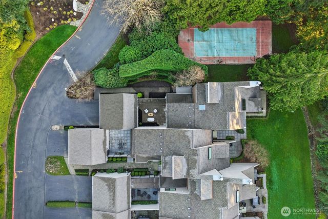 10331 NE 19th Place, Bellevue, WA 98004