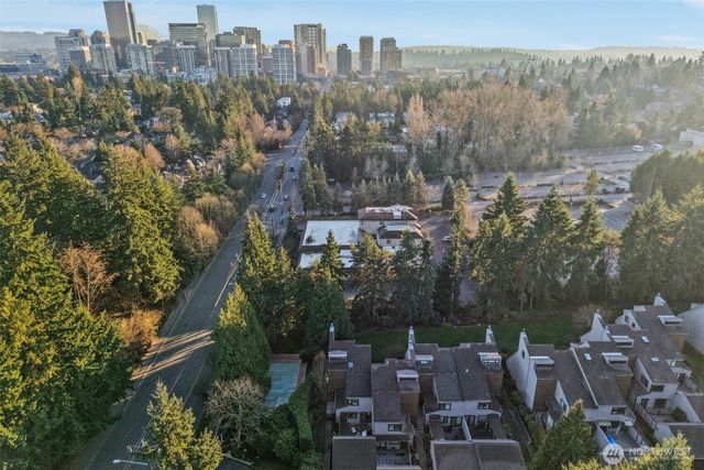 10331 NE 19th Place, Bellevue, WA 98004