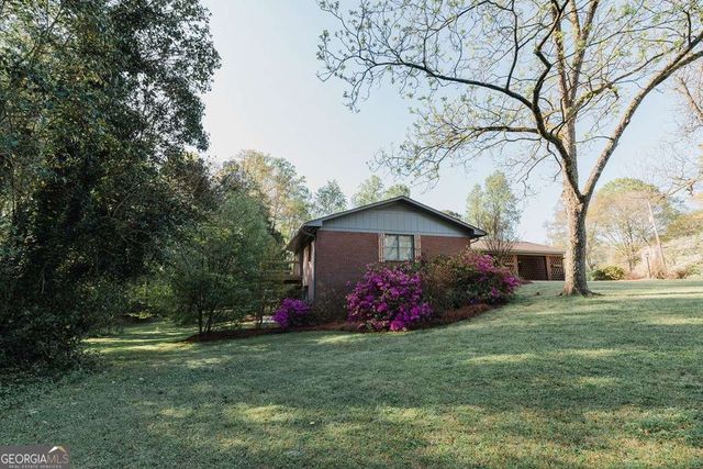 190 Fairlawn Drive, Carrollton, GA 30117