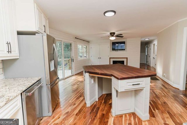 190 Fairlawn Drive, Carrollton, GA 30117