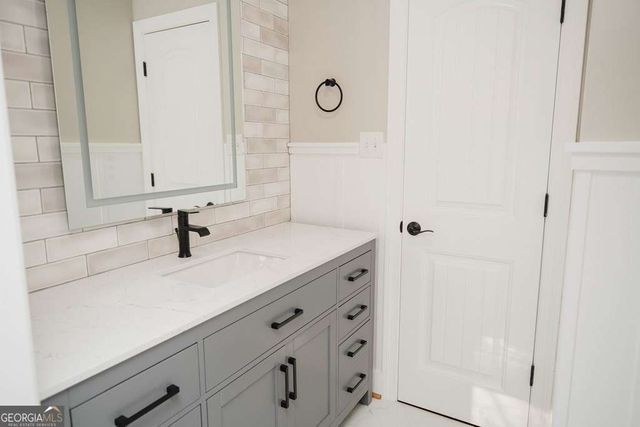 190 Fairlawn Drive, Carrollton, GA 30117