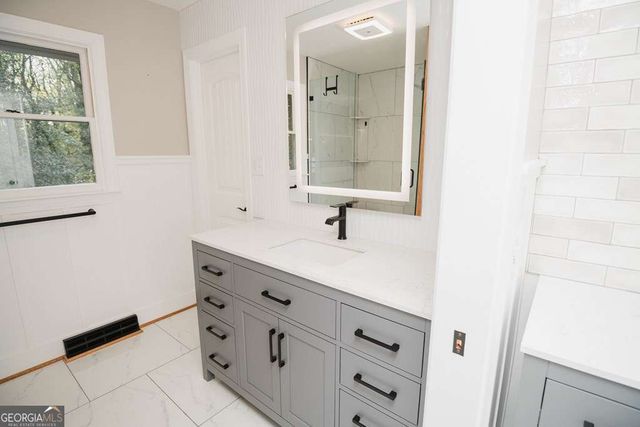 190 Fairlawn Drive, Carrollton, GA 30117