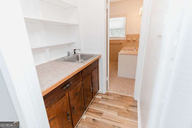 190 Fairlawn Drive, Carrollton, GA 30117