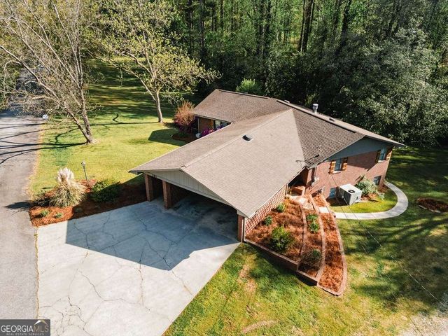 190 Fairlawn Drive, Carrollton, GA 30117