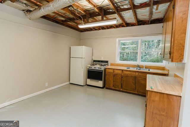 190 Fairlawn Drive, Carrollton, GA 30117