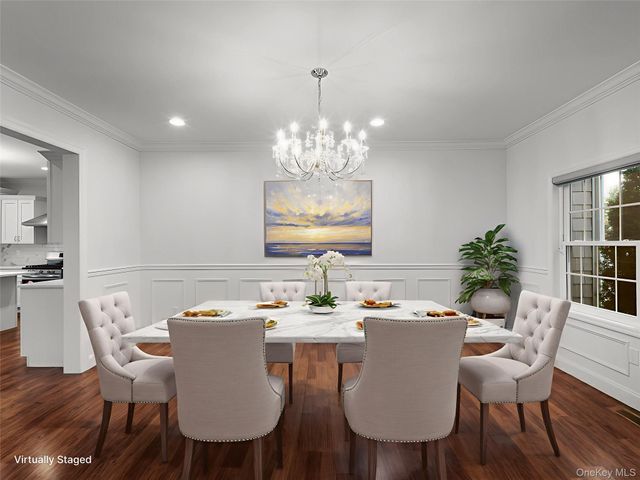 22 Preston Lane, Syosset, NY 11791