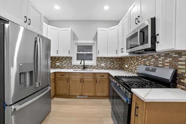 5102 W Belden Street, Chicago, IL 60639