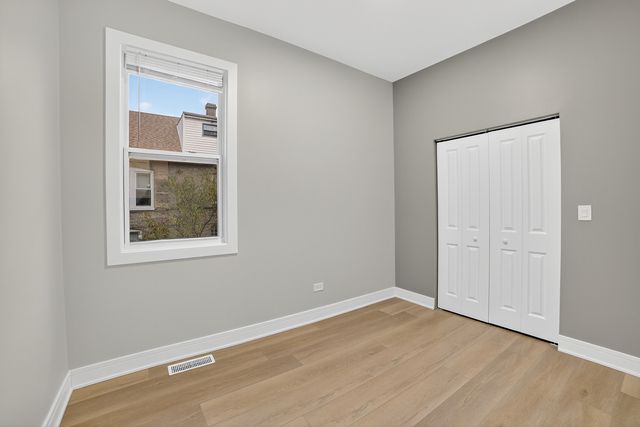 5102 W Belden Street, Chicago, IL 60639