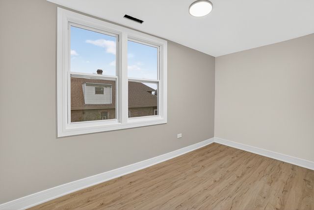 5102 W Belden Street, Chicago, IL 60639