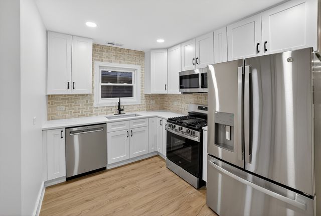 5102 W Belden Street, Chicago, IL 60639