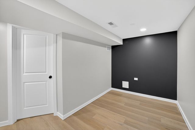 5102 W Belden Street, Chicago, IL 60639