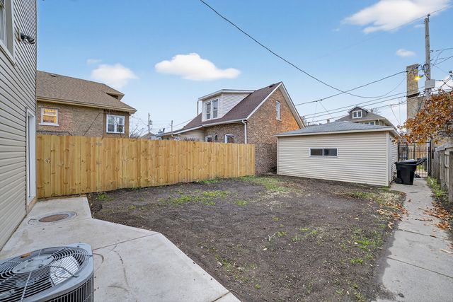 5102 W Belden Street, Chicago, IL 60639