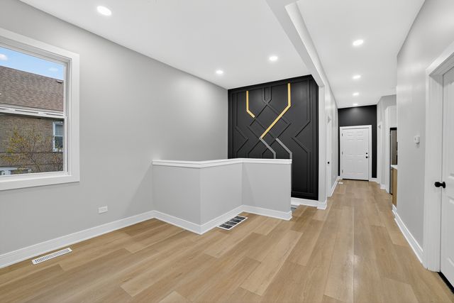 5102 W Belden Street, Chicago, IL 60639