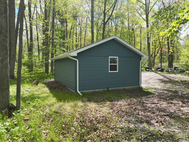 1054 Burrington Street Lot: 22, Harrison, MI 48625