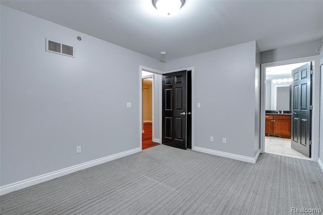 1284 W Crystal Circle, Canton, MI 48187