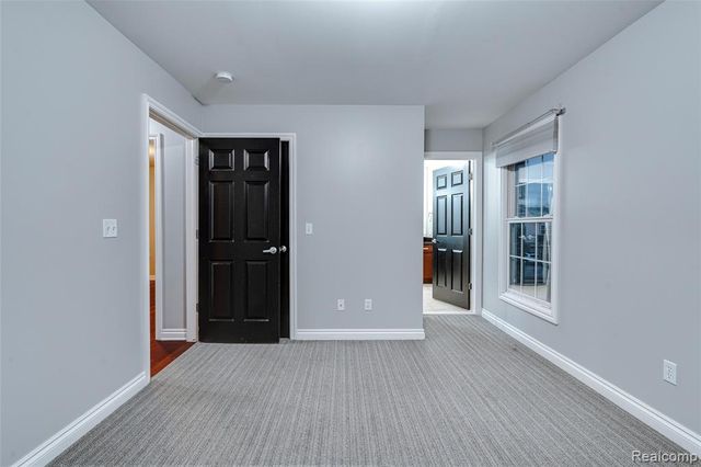 1284 W Crystal Circle, Canton, MI 48187