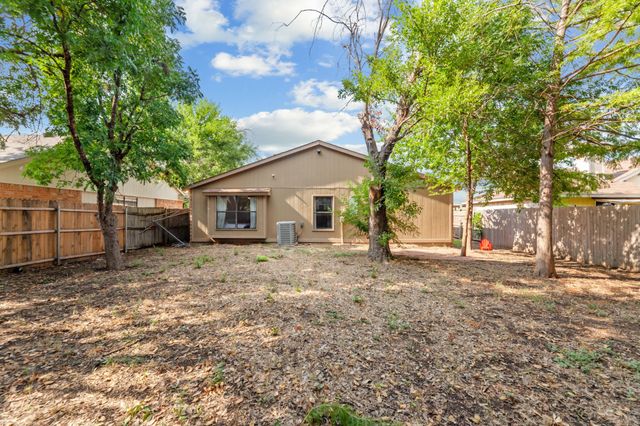 4212 N Staghorn Circle, Fort Worth, TX 76137