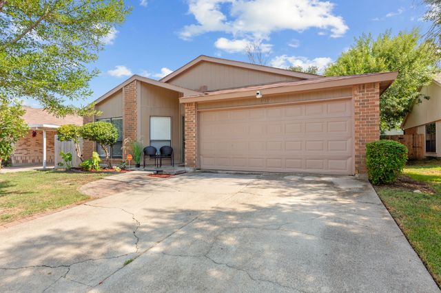 4212 N Staghorn Circle, Fort Worth, TX 76137