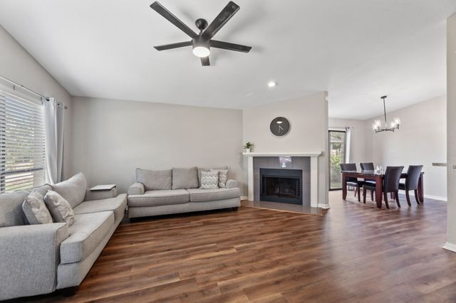 4212 N Staghorn Circle, Fort Worth, TX 76137