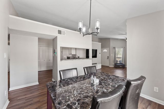 4212 N Staghorn Circle, Fort Worth, TX 76137