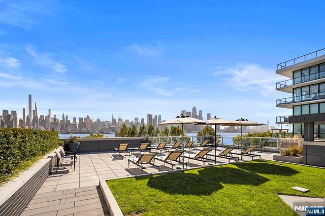 1000 Ave At Port Imperial 306, Weehawken, NJ 07086