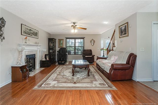 50 Silver Oaks Drive W, Lillington, NC 27546