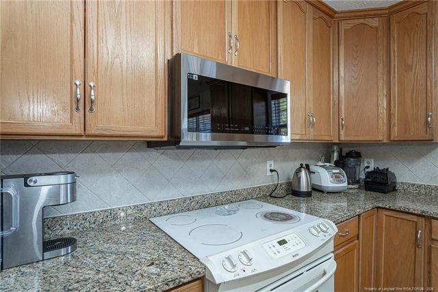 50 Silver Oaks Drive W, Lillington, NC 27546