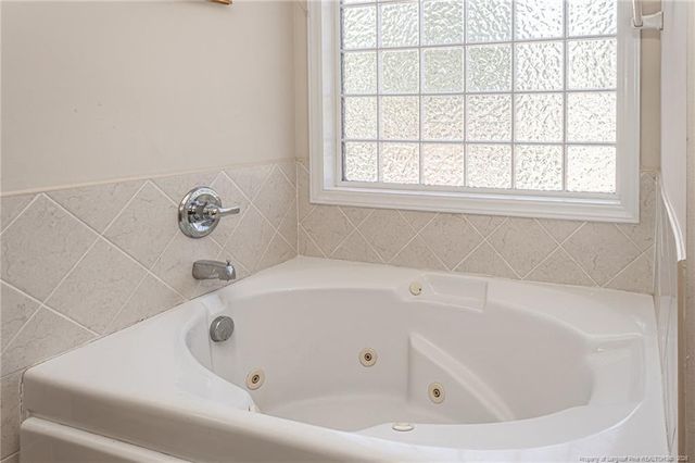 50 Silver Oaks Drive W, Lillington, NC 27546