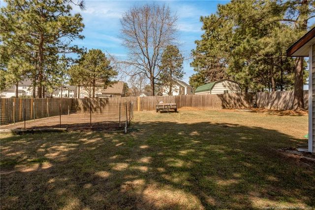 50 Silver Oaks Drive W, Lillington, NC 27546