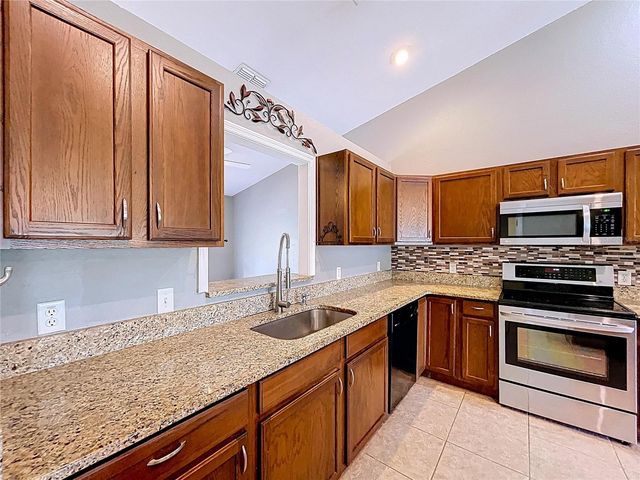 455 MAJESTIC GARDENS BOULEVARD, Winter Haven, FL 33880