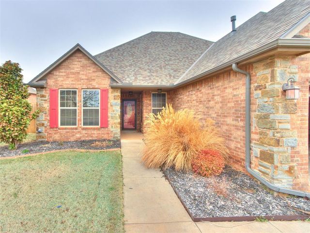1204 Hanna Lane, Kingfisher, OK 73750