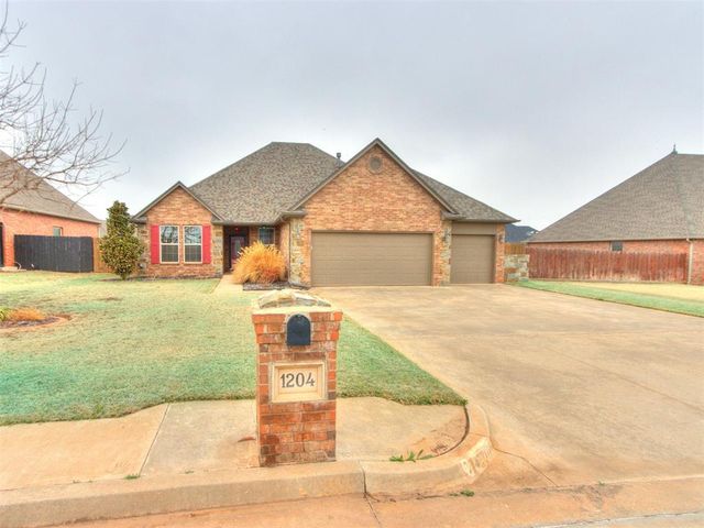 1204 Hanna Lane, Kingfisher, OK 73750