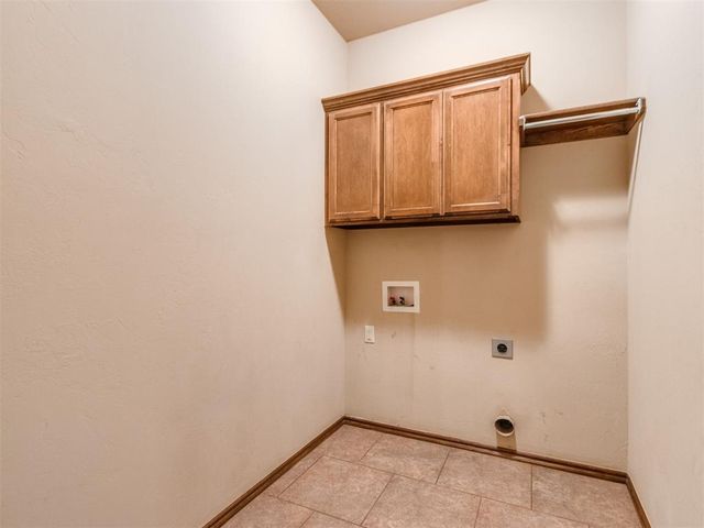 1204 Hanna Lane, Kingfisher, OK 73750