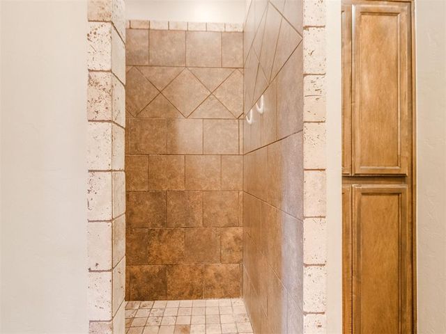 1204 Hanna Lane, Kingfisher, OK 73750