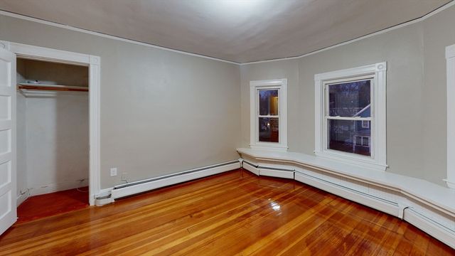 1011 Washington 2, Newton, MA 02460