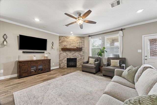 2209 Valley Blossum Lane, League City, TX 77573
