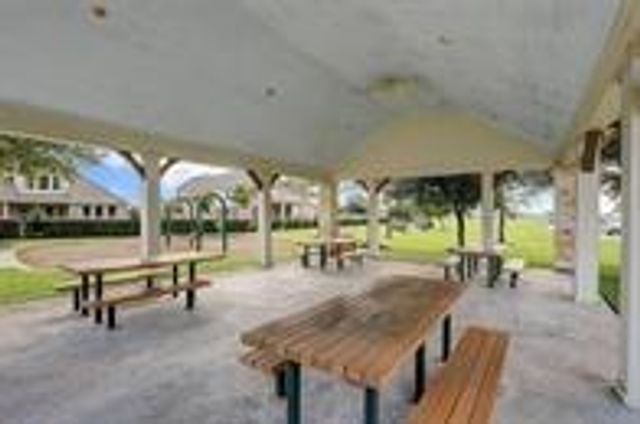 2209 Valley Blossum Lane, League City, TX 77573