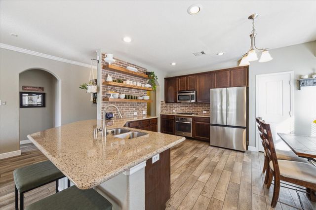 2209 Valley Blossum Lane, League City, TX 77573