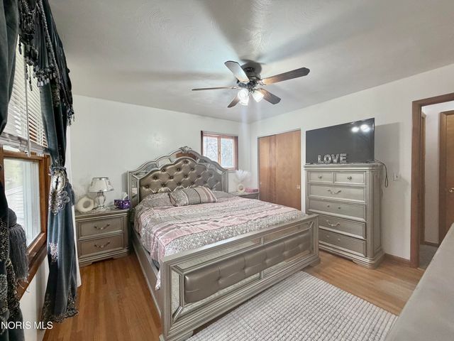 2525 Luddington Drive, Toledo, OH 43615