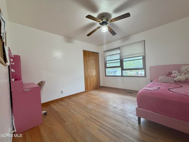 2525 Luddington Drive, Toledo, OH 43615