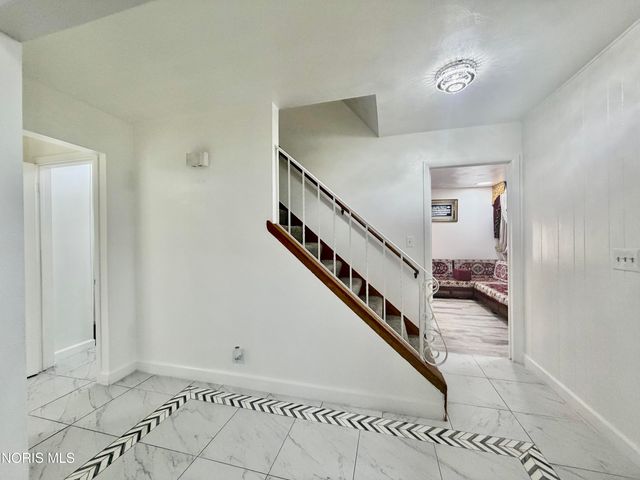 2525 Luddington Drive, Toledo, OH 43615