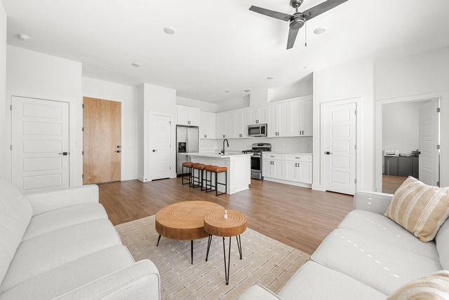 1811 Webberville RD 1307, Austin, TX 78721