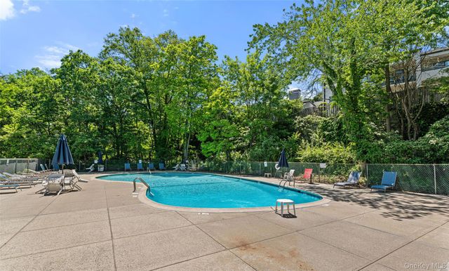 412 Benedict Avenue 2B, Tarrytown, NY 10591