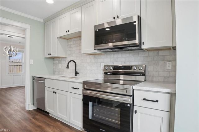 4106 Eastham RD, Virginia Beach, VA 23456