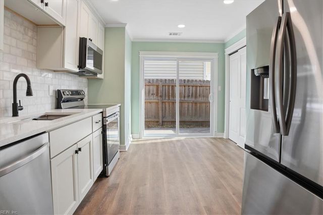 4106 Eastham RD, Virginia Beach, VA 23456