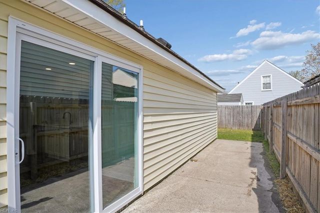 4106 Eastham RD, Virginia Beach, VA 23456