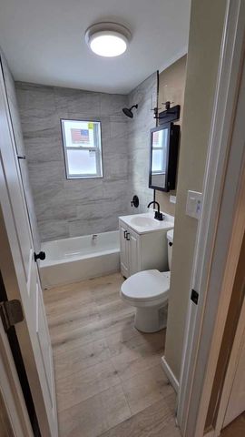 2608 W 97th Street, Evergreen Park, IL 60805