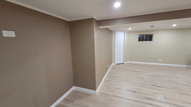 2608 W 97th Street, Evergreen Park, IL 60805