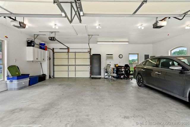 13514 N 97th East Avenue, Collinsville, OK 74021