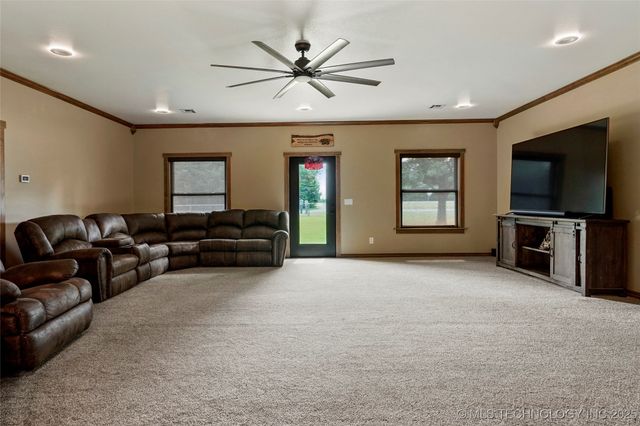 13514 N 97th East Avenue, Collinsville, OK 74021